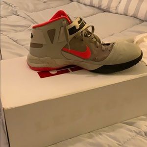 Men’s Nike Zoom Soldier VI